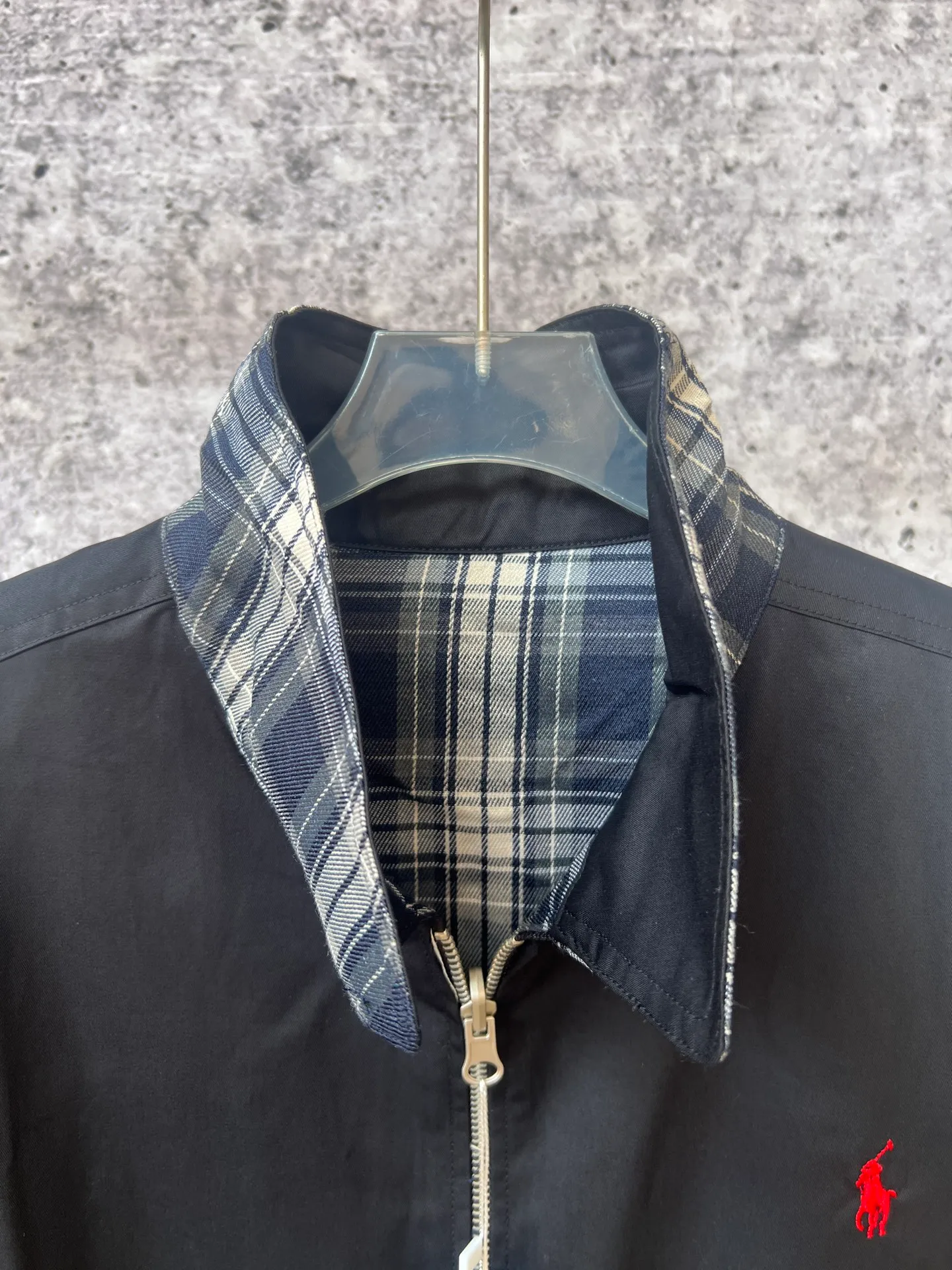 P390 Ralph Lauren autumn reversible jacket for men and women at the same price, reversible, one side is pure cotton woven, the inner plaid pattern, embroidery on both sides, and the craftsmanship details are restored